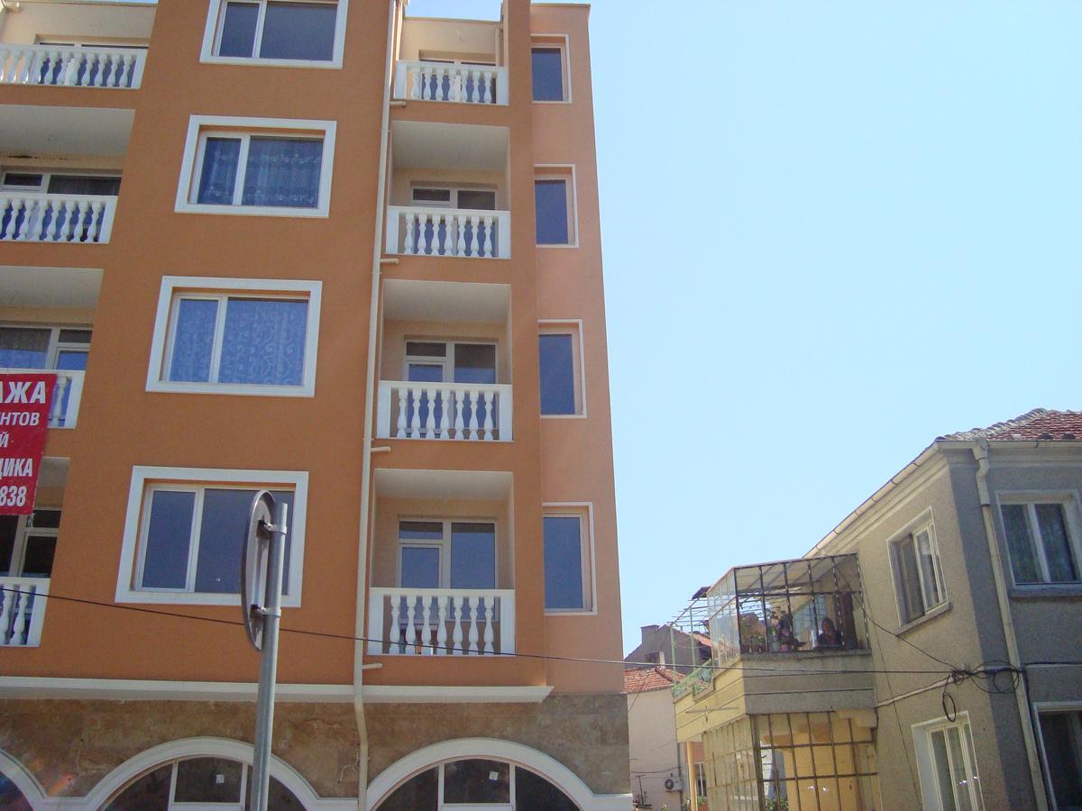 Marinela Apartments Поморие Экстерьер фото