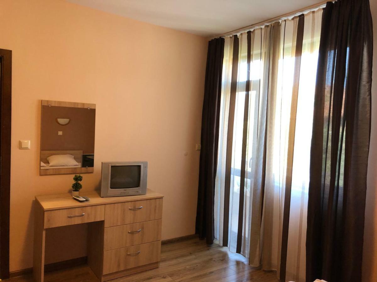 Marinela Apartments Поморие Экстерьер фото